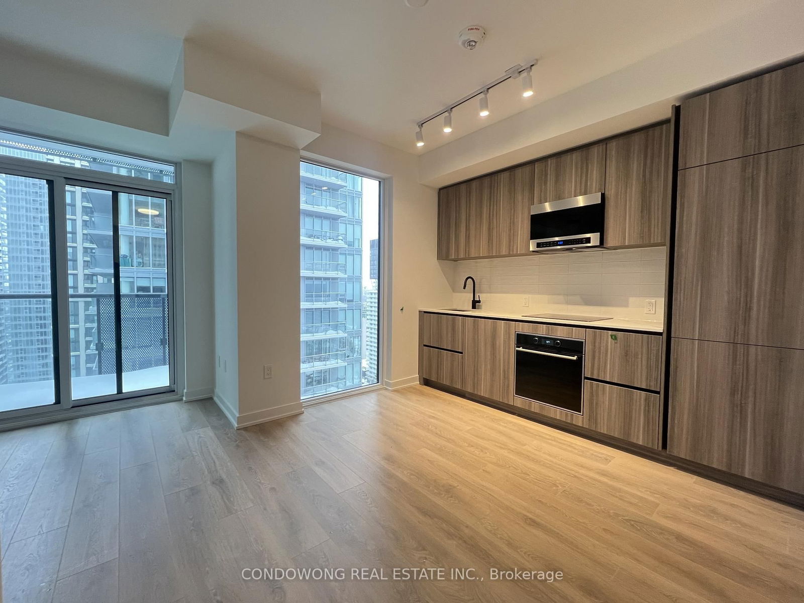 Condo for lease at 2603-117 Broadway Avenue, Toronto, Mount Pleasant West, M4P 1V3 - MLS: C12002779