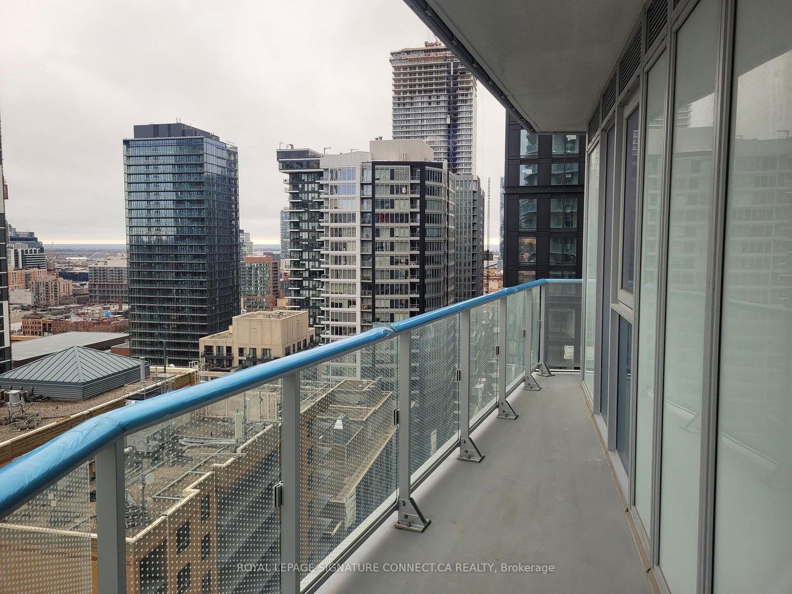 Condo for lease at 2107-100 Dalhousie Street, Toronto, Church-Yonge Corridor, M5B 0C7 - MLS: C12002822