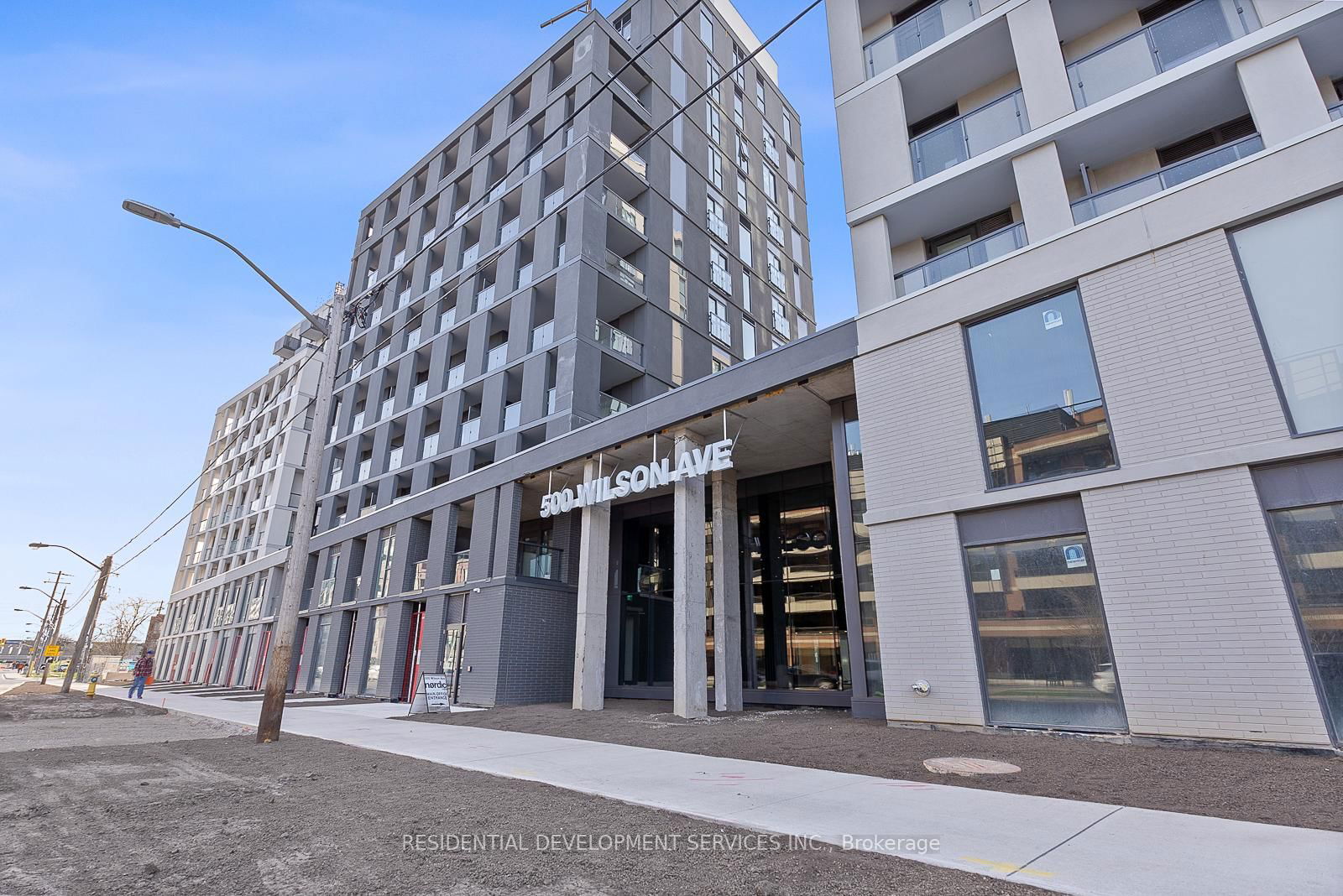 Condo leased at 111-500 Wilson Avenue, Toronto, Clanton Park, M3H 0E5 - MLS: C12003141