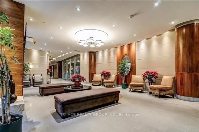 Condo leased at 802-763 Bay Street, Toronto, Bay Street Corridor, M5G 2R3 - MLS: C12003432
