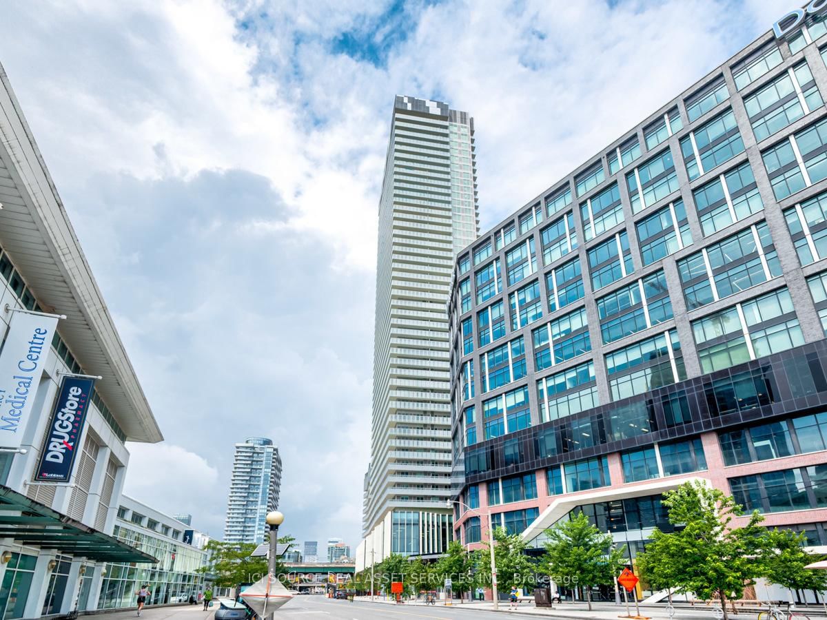 Condo for lease at 701-15 Lower Jarvis Street, Toronto, Waterfront Communities C8, M5E 0C4 - MLS: C12003584