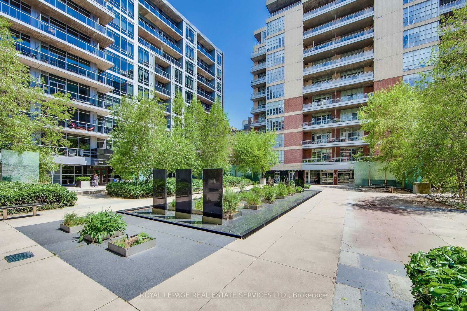 Condo for sale at 409-23 Brant Street, Toronto, Waterfront Communities C1, M5V 2L5 - MLS: C12003773