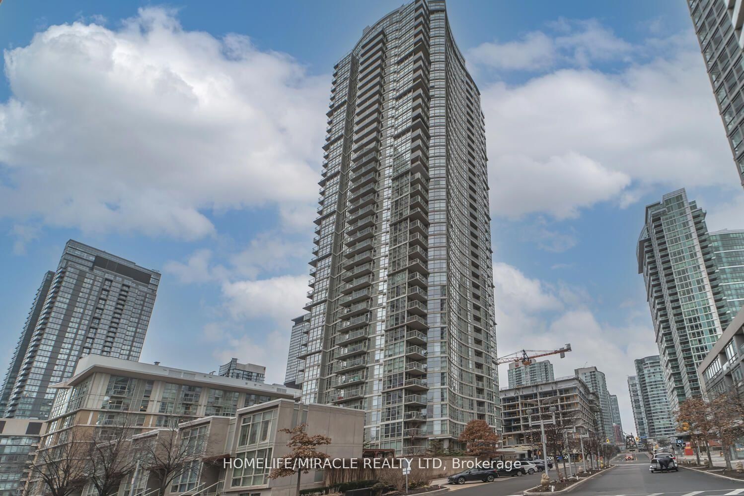 Condo for lease at 10 Navy Wharf Court, Toronto, Waterfront Communities C1, M5V 3V2 - MLS: C12004117