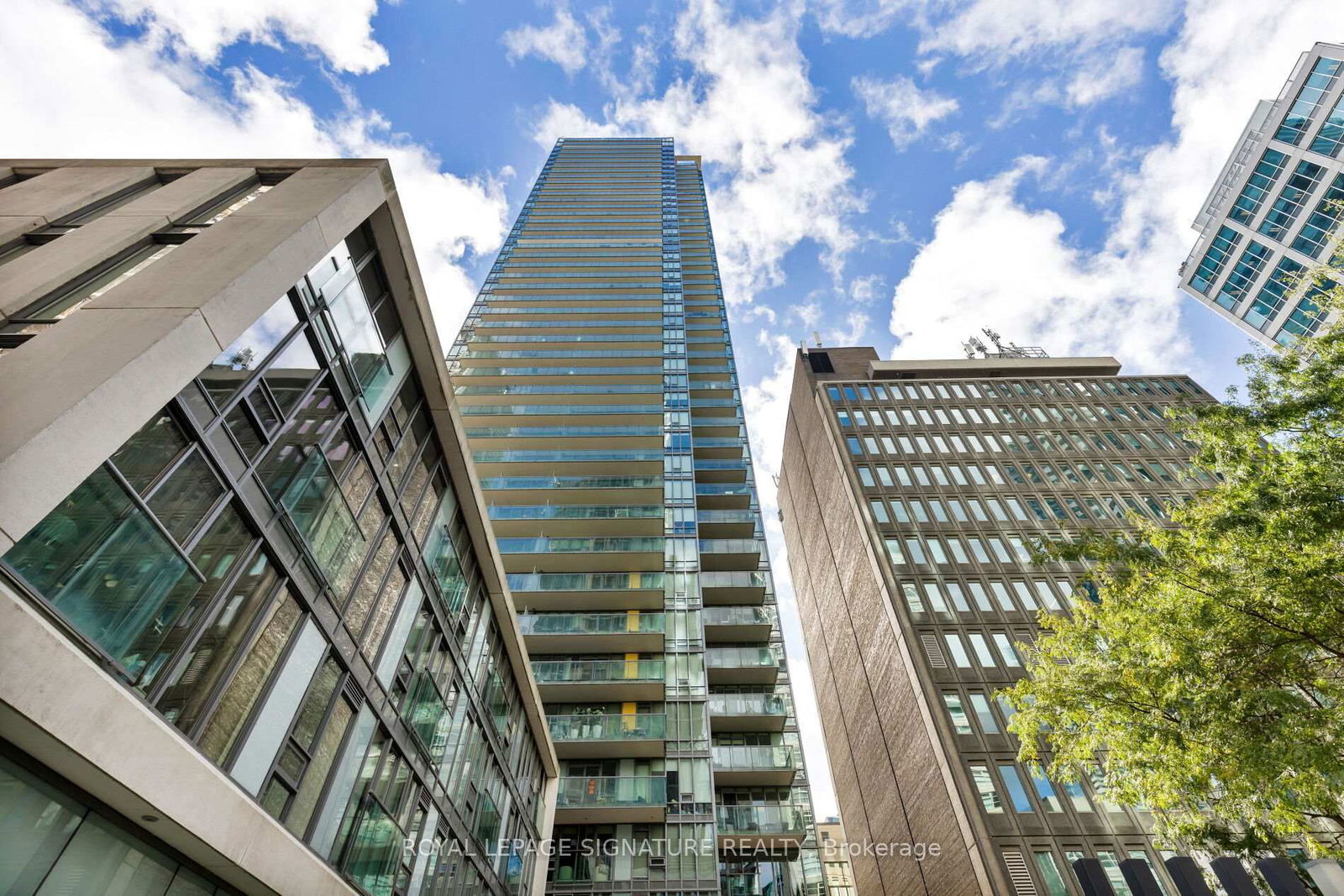 Condo for sale at 2006-33 Lombard Street, Toronto, Church-Yonge Corridor, M5C 3H8 - MLS: C12004371