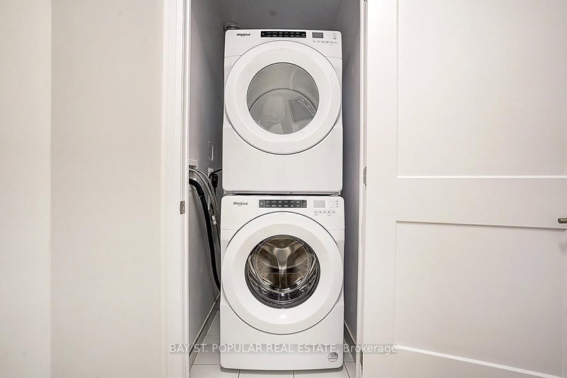 812 - 50 Dunfield Ave, Toronto, M4S 0E4 | Image 3