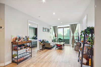 Unit PH18 — 25 Lower Simcoe St, Toronto - Waterfront Communities C1 image-0-3