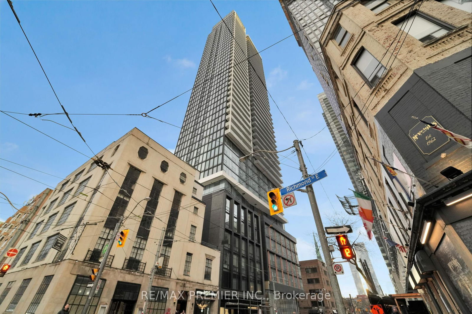 Condo for lease at 604-89 Church Street, Toronto, Church-Yonge Corridor, M5C 0B7 - MLS: C12004877