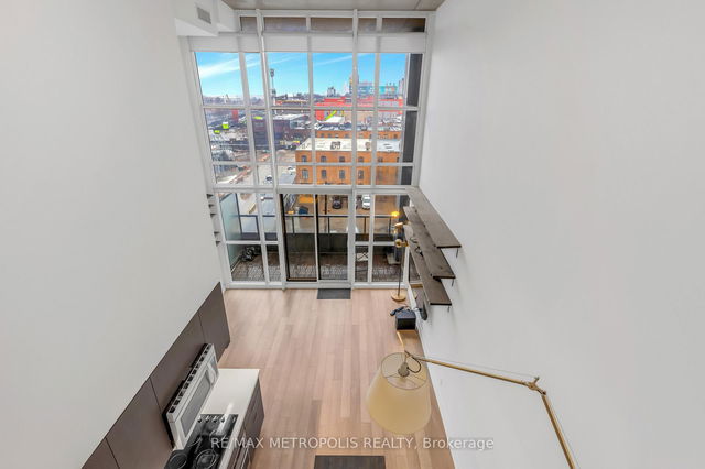 541 - 5 Hanna Avenue