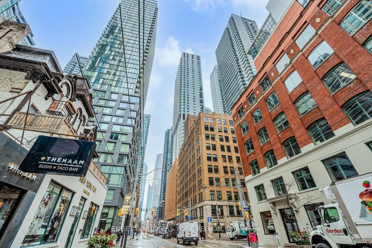 Condo for sale at 3929-28 Widmer Street, Toronto, Waterfront Communities C1, M5V 0T2 - MLS: C12005350