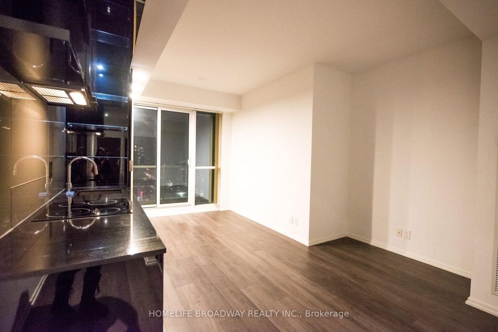 Condo for lease at 3314-70 Temperance Street, Toronto, Bay Street Corridor, M5H 0B1 - MLS: C12005483