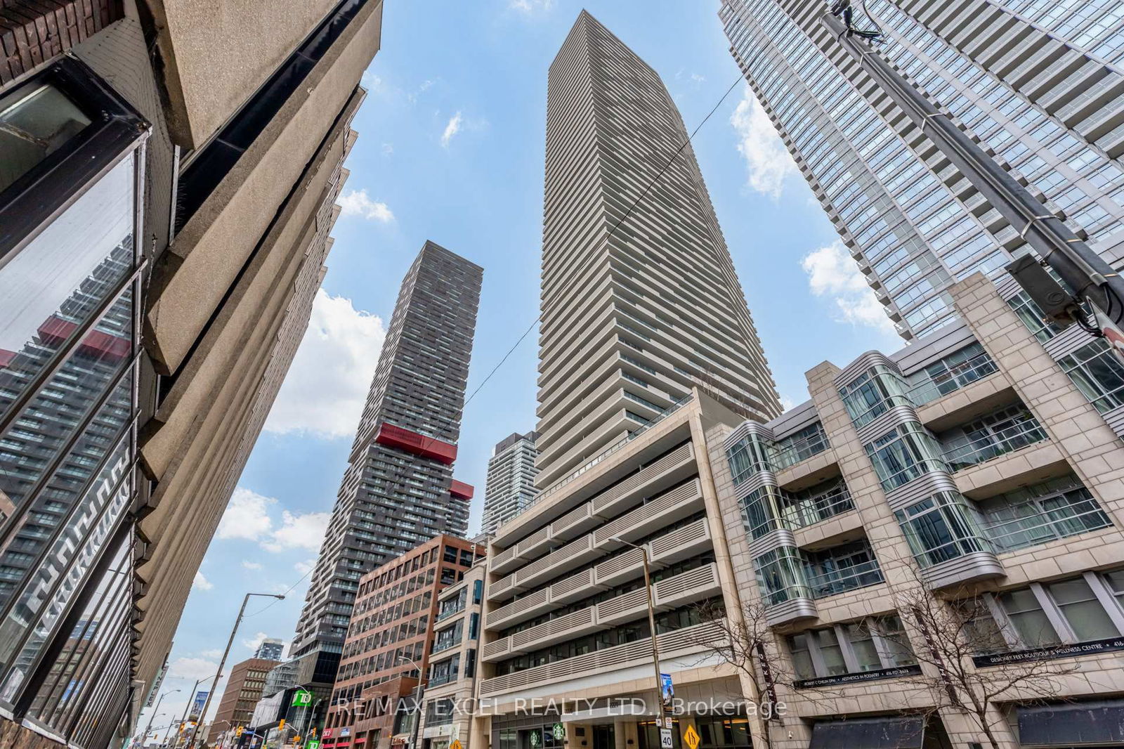 Condo for sale at 2911-2221 Yonge Street, Toronto, Mount Pleasant West, M4S 2B4 - MLS: C12005601