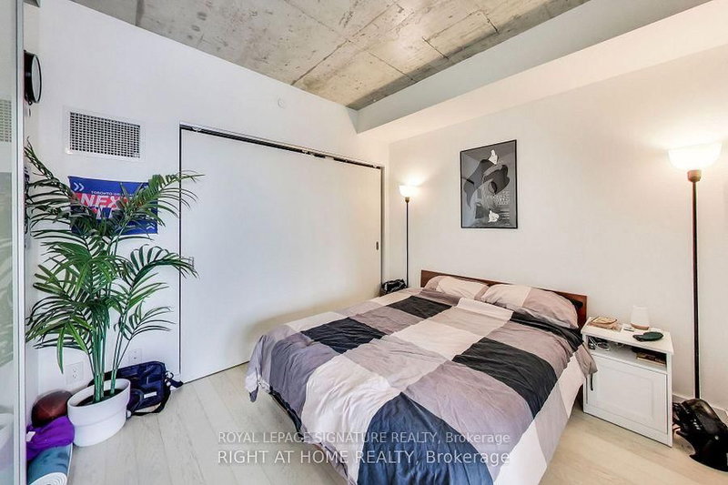 706 - 111 Bathurst St, Toronto, M5V 2R1 | Image 3
