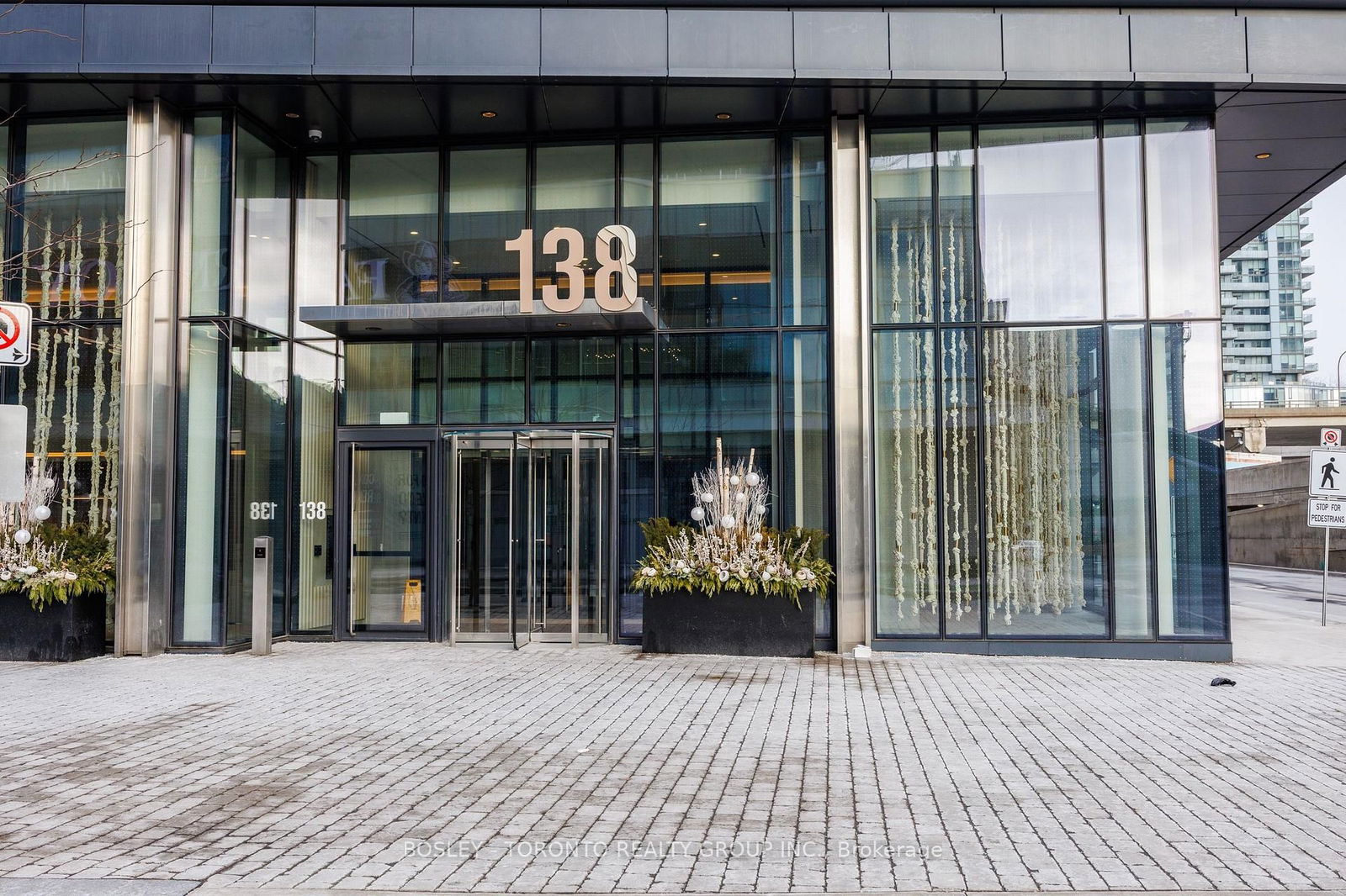 Condo for sale at 1706-138 Downes Street, Toronto, Waterfront Communities C8, M5E 0E4 - MLS: C12006311