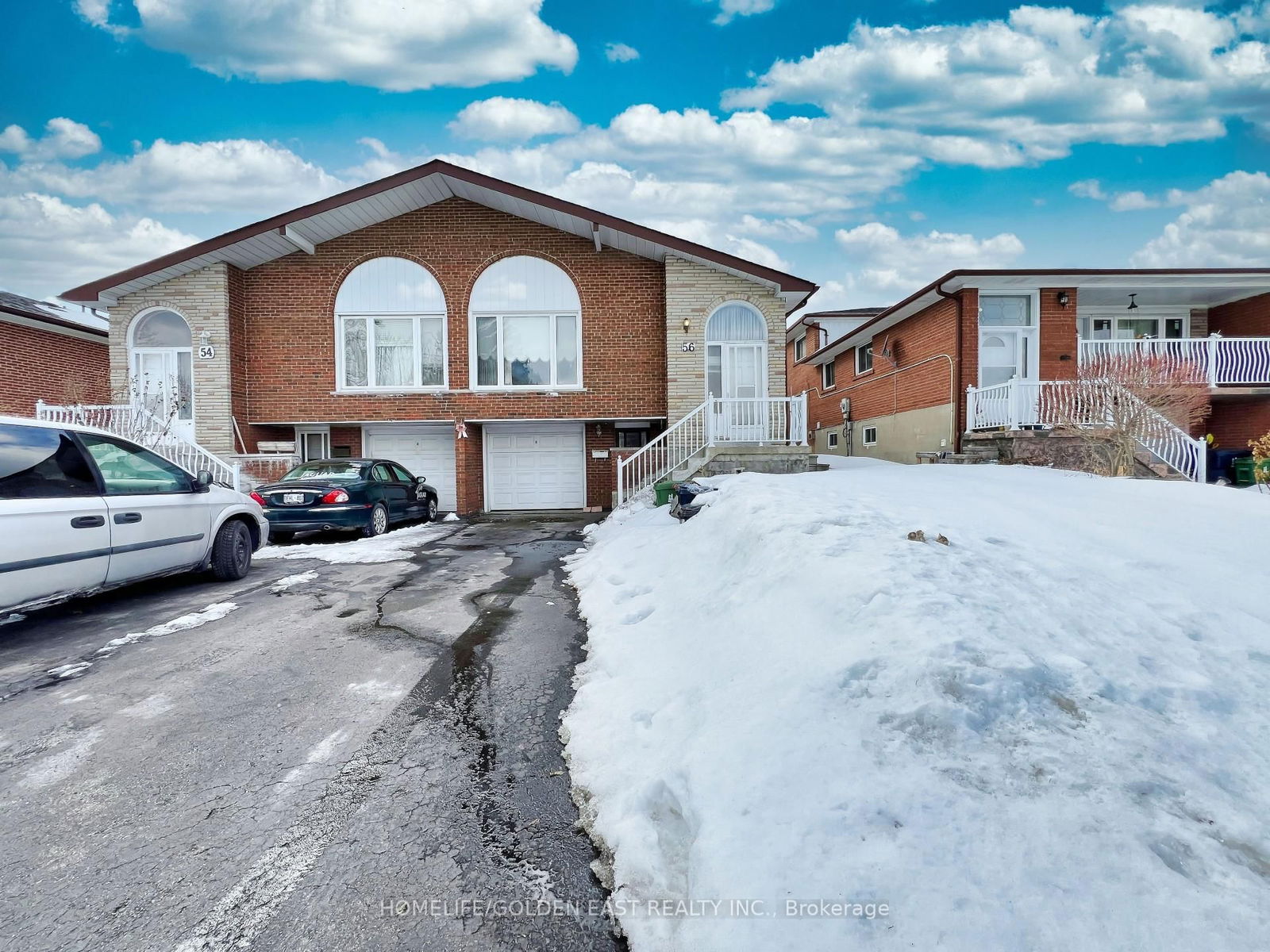 Semi-Detached House sold at 56 Navaho Drive, Toronto, Pleasant View, M2H 2X3 - MLS: C12006413