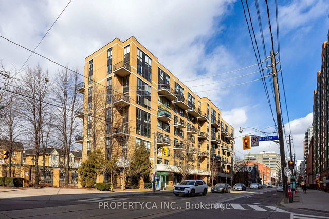 818 - 800 King Street
