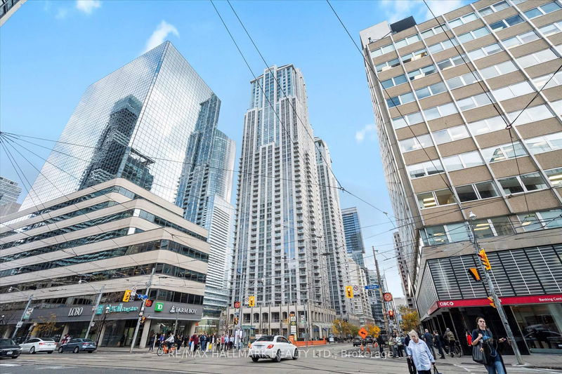 home for sale on 3011-763 Bay Street