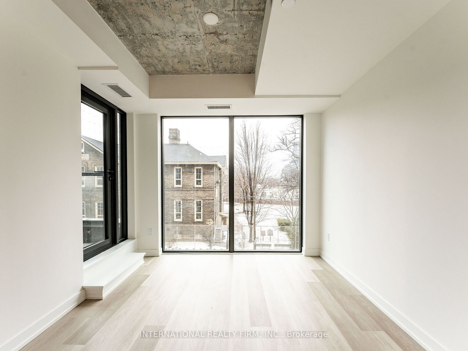 28 Eastern Avenue, Unit 215 - Photo 10