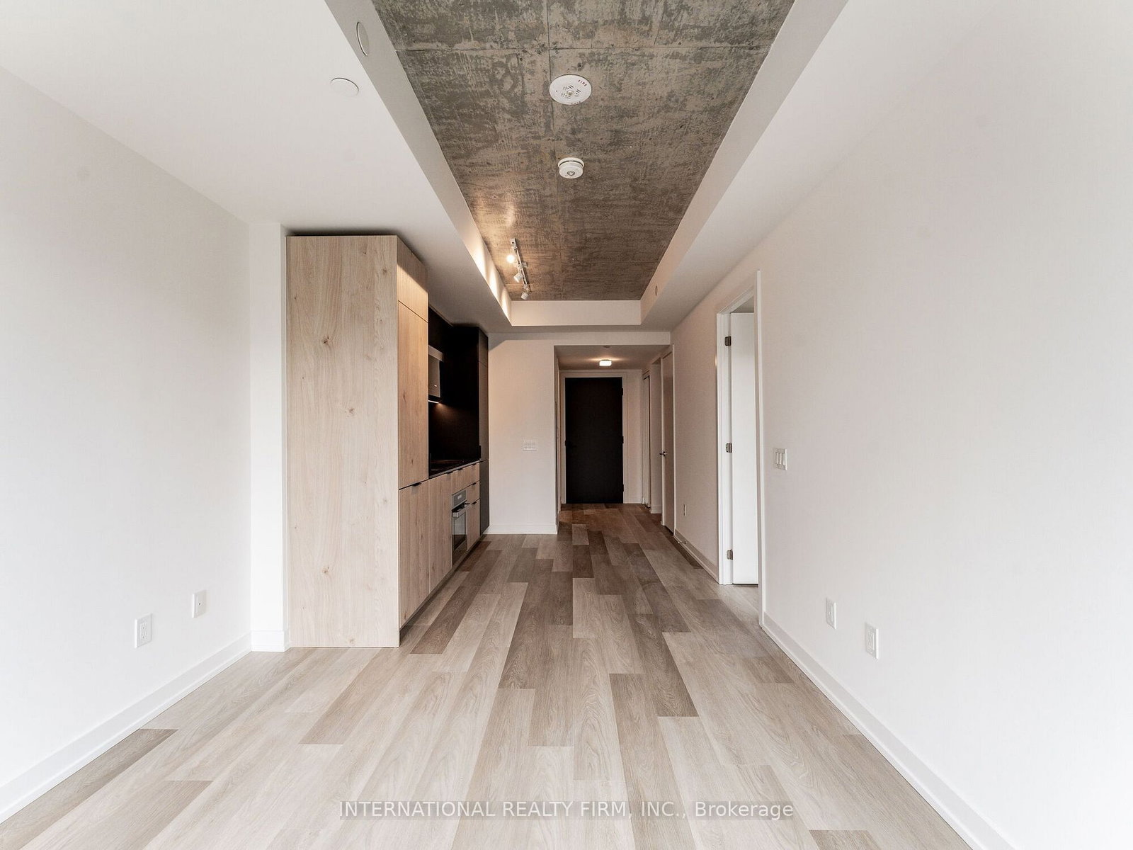 28 Eastern Avenue, Unit 215 - Photo 13