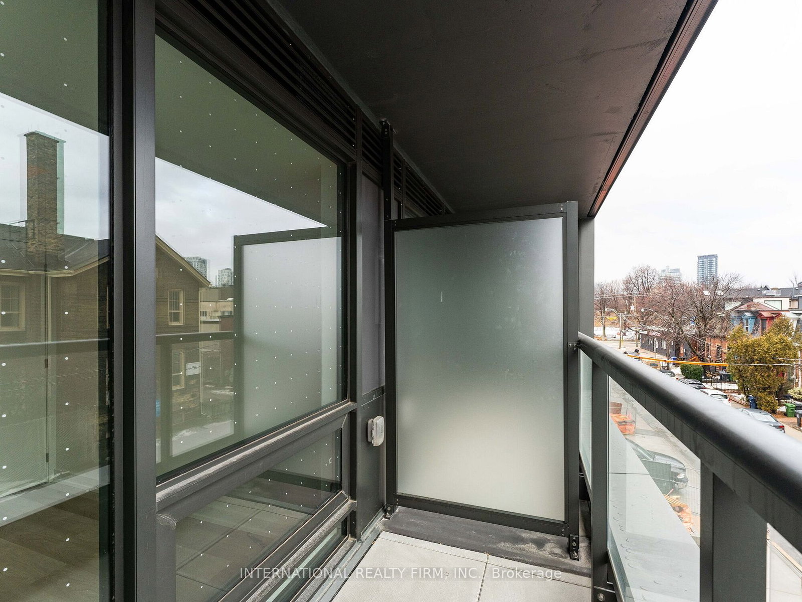 28 Eastern Avenue, Unit 215 - Photo 36