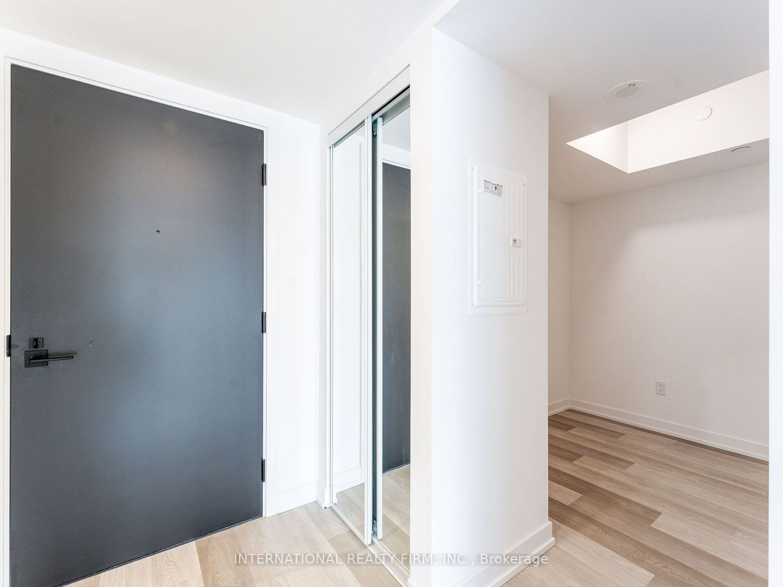 28 Eastern Avenue, Unit 215 - Photo 5