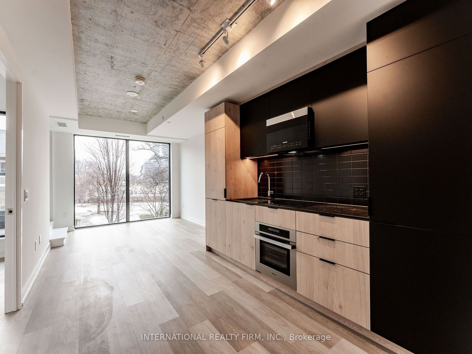 28 Eastern Avenue, Unit 215 - Photo 7