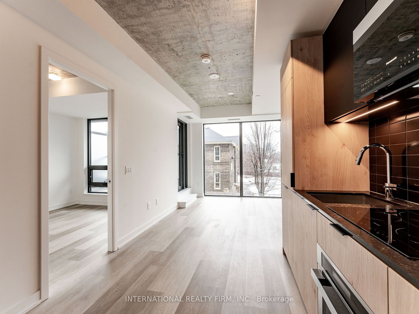 28 Eastern Avenue, Unit 215 - Photo 8