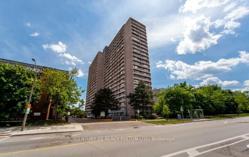 Building at 10 Sunny Glen Way, Toronto, Flemingdon Park