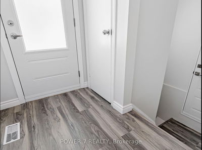 924 Sheppard Ave, Toronto - Bathurst Manor image-0-3