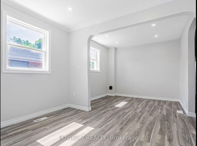 924 Sheppard Ave, Toronto - Bathurst Manor image-0-4