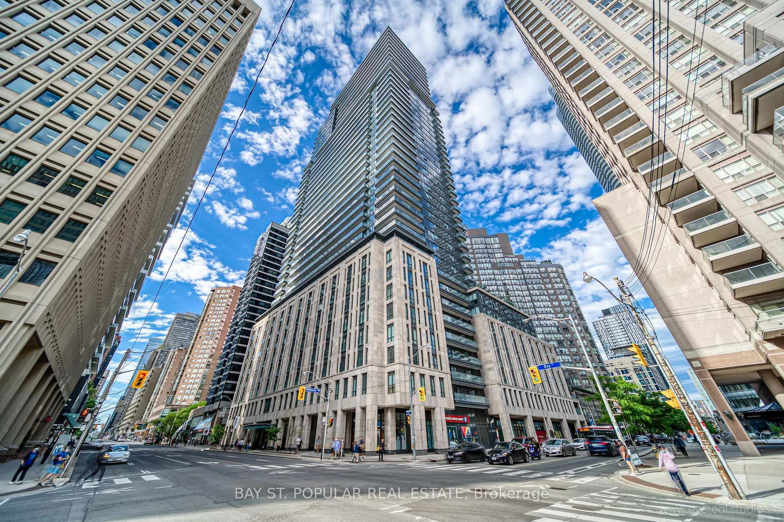 Condo for lease at 1310-955 Bay Street, Toronto, Bay Street Corridor, M5S 2A2 - MLS: C12008083