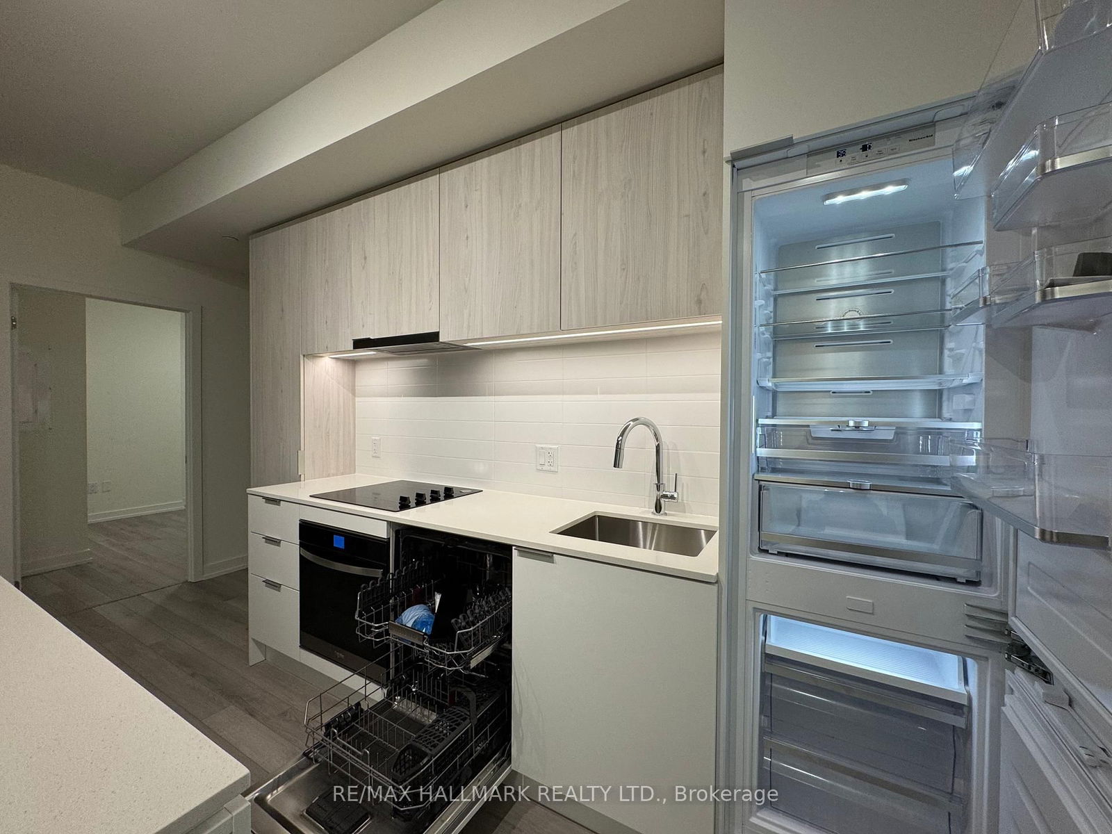 Condo for lease at 89 Church Street, Toronto, Church-Yonge Corridor, M5C 0B7 - MLS: C12008321