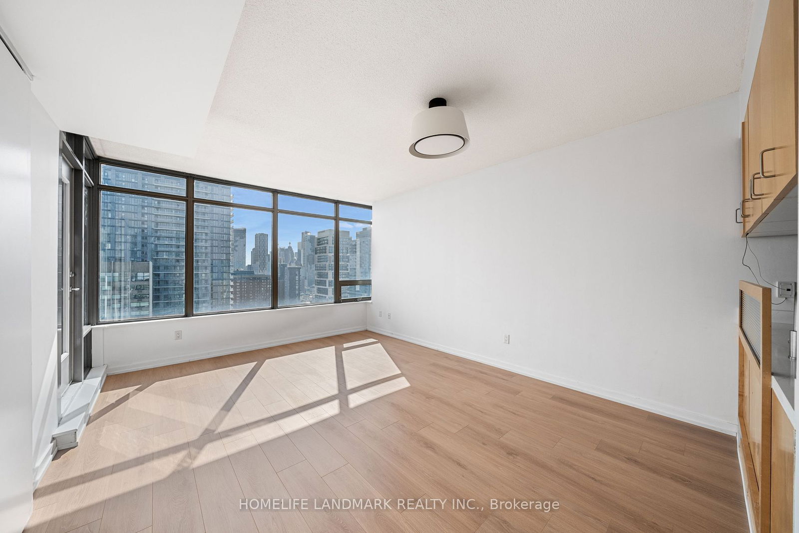 Condo for sale at 2102-281 Mutual Street, Toronto, Church-Yonge Corridor, M4Y 3C4 - MLS: C12008363