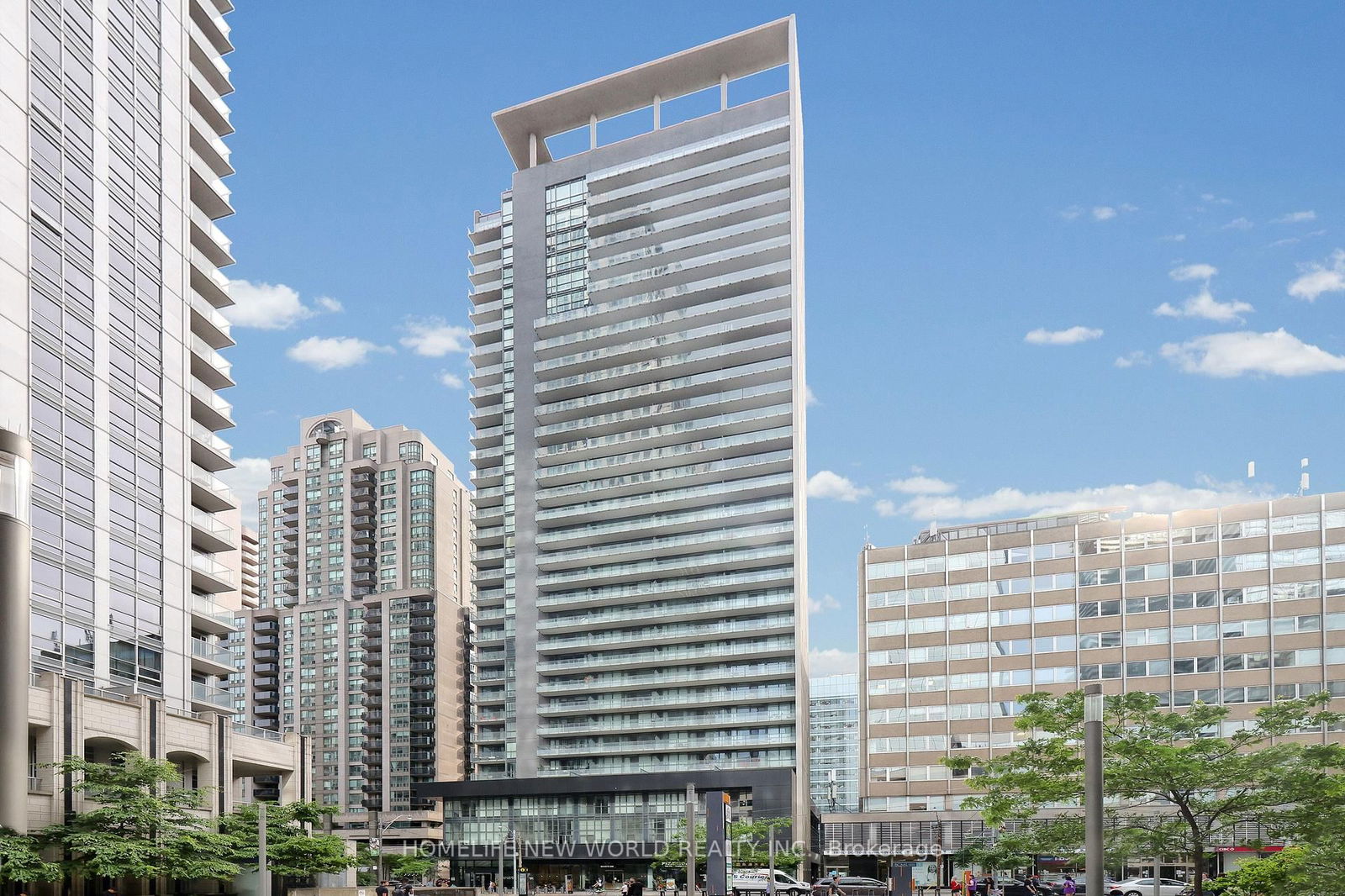 Condo for sale at 1613-770 Bay Street, Toronto, Bay Street Corridor, M5G 0A6 - MLS: C12008398