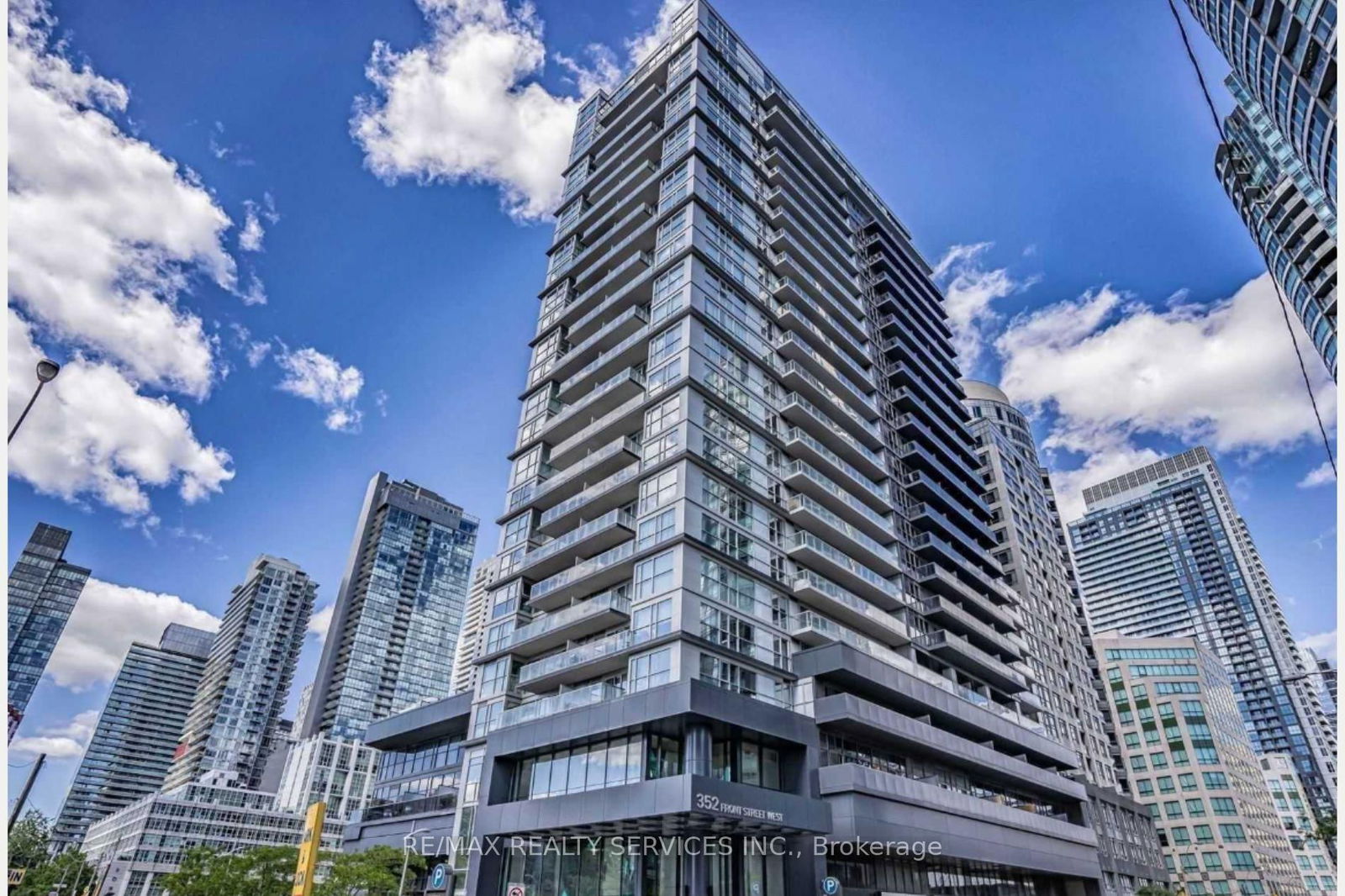 Condo for lease at 2204-352 Front Street, Toronto, Waterfront Communities C1, M5V 0K3 - MLS: C12009009