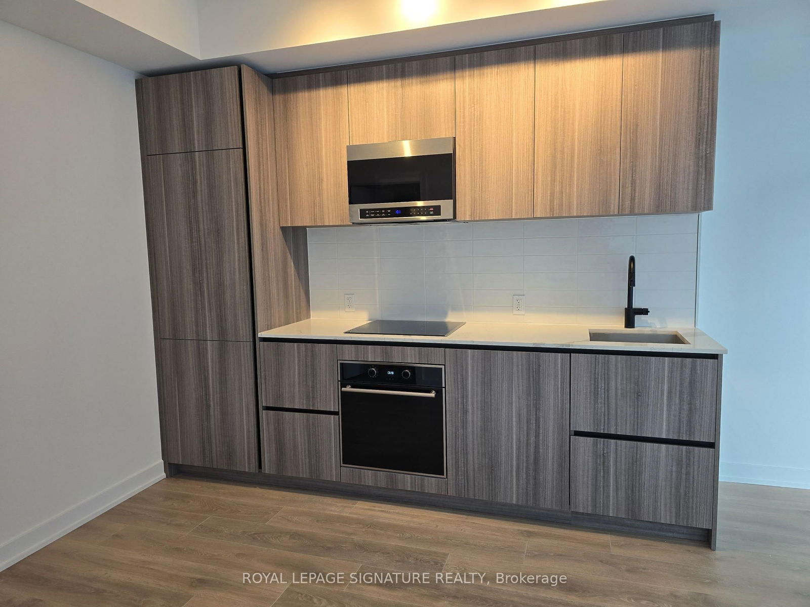 Condo for lease at 2513-117 Broadway Avenue, Toronto, Mount Pleasant West, M4P 1V3 - MLS: C12009196