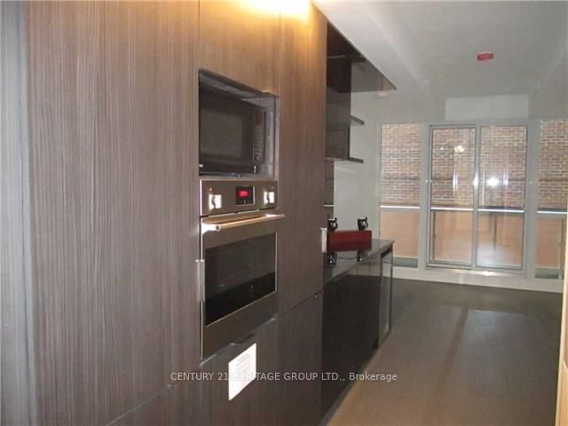 Condo for lease at 705-70 Temperance Street, Toronto, Bay Street Corridor, M5H 0B1 - MLS: C12009201