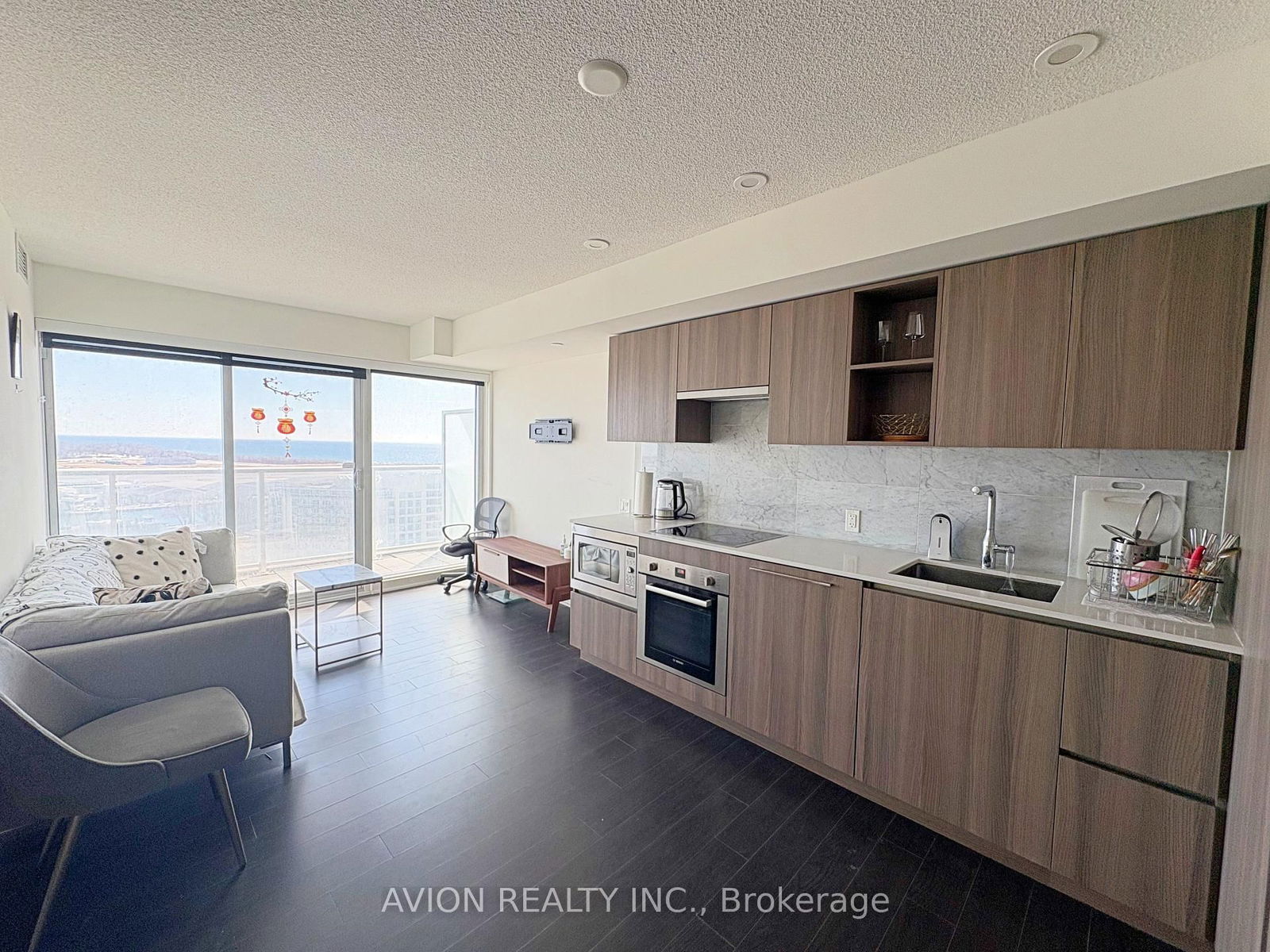 Condo leased at 2301-17 Bathurst Street, Toronto, Waterfront Communities C1, M5V 0N1 - MLS: C12009415