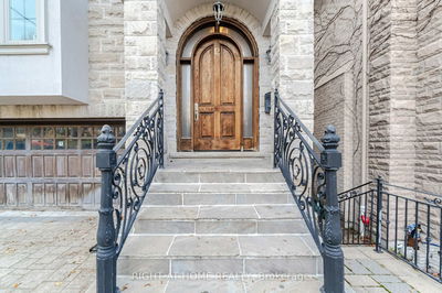 12 Walder Ave, Toronto - Mount Pleasant East image-0-1
