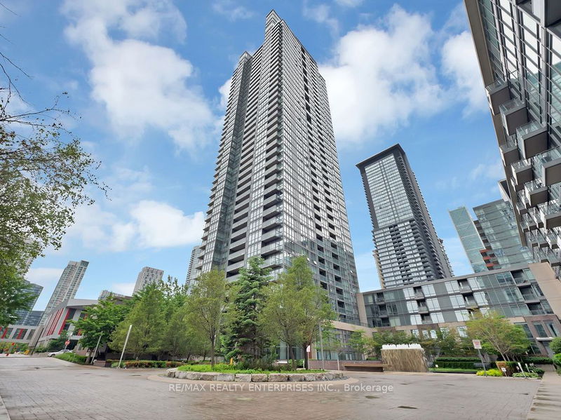 home for lease on 903-15 Fort York Boulevard