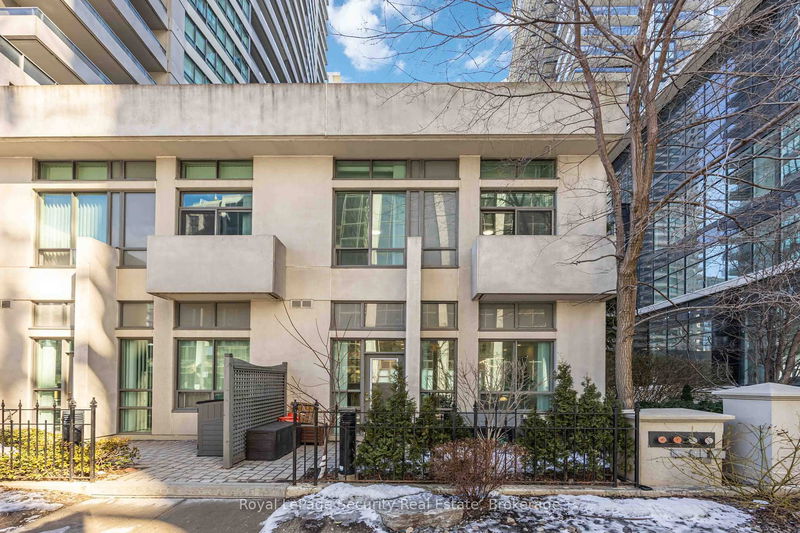 home for sale on 108-23 Hollywood Avenue
