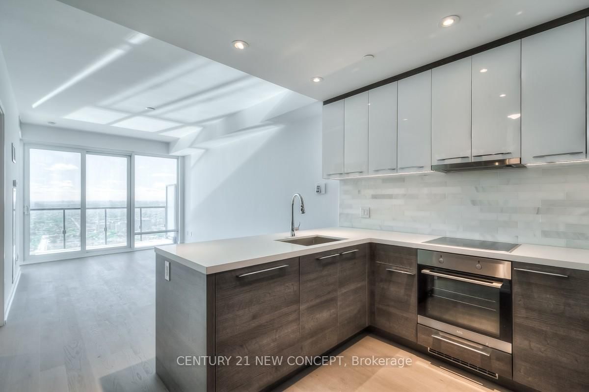 Condo for sale at 3711-488 University Avenue, Toronto, University, M5G 0C1 - MLS: C12011006