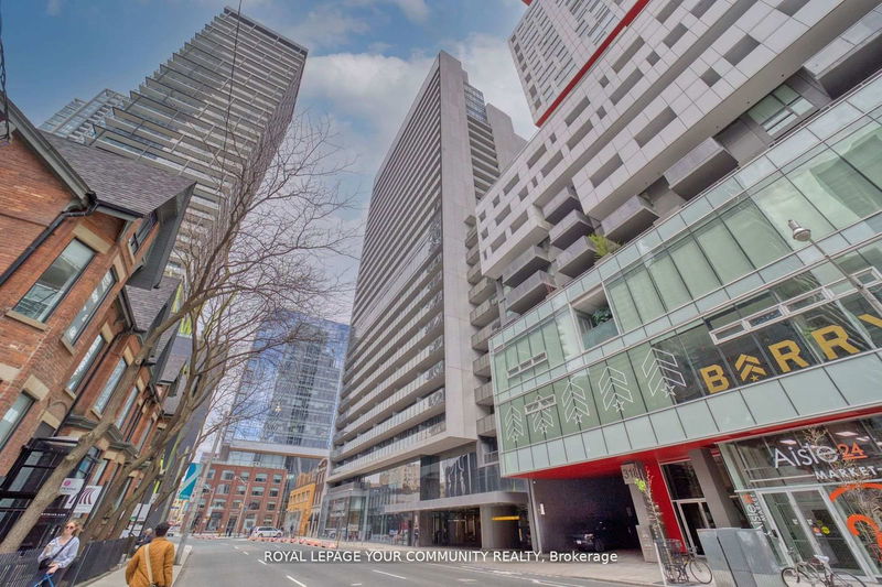 Unit 1711 — 330 Richmond St, Toronto - Waterfront Communities C1 image-0-0