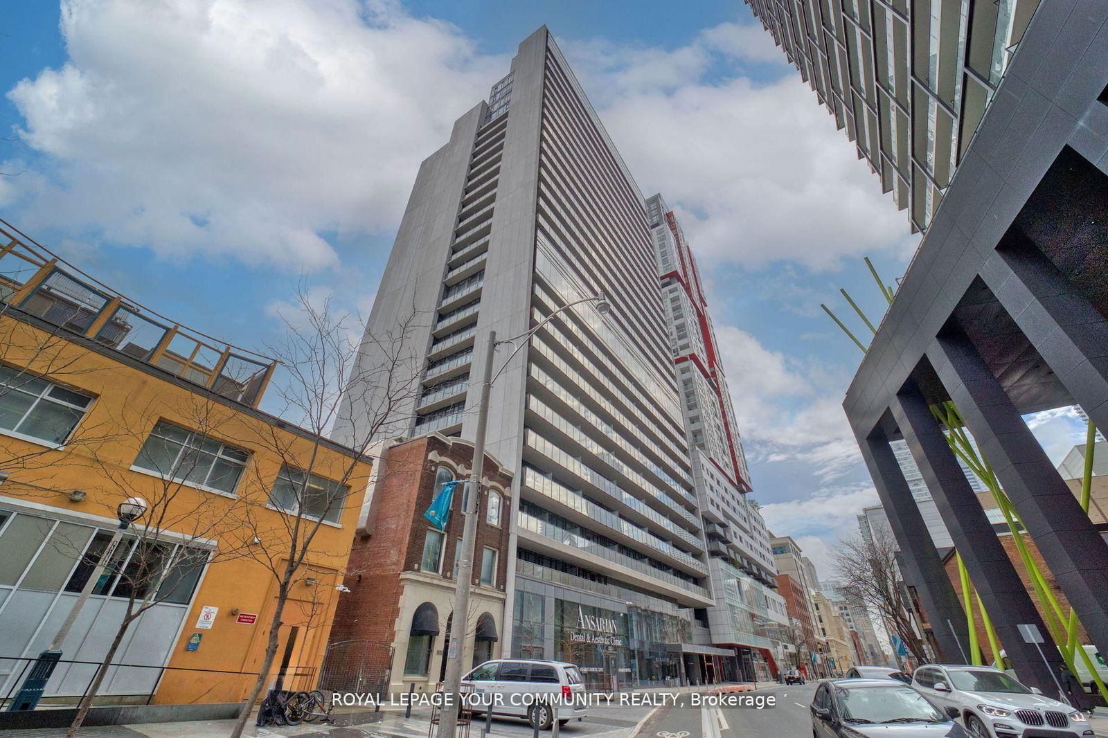 Condo for sale at 1711-330 Richmond Street, Toronto, Waterfront Communities C1, M5V 1X2 - MLS: C12011112