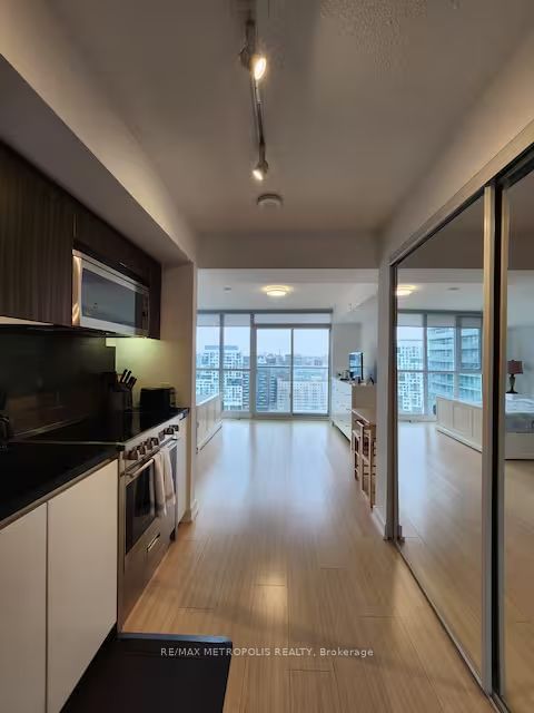 2208 - 85 Queens Wharf Road
