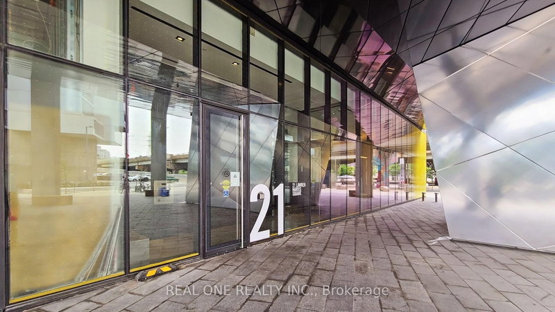 911 - 21 Lawren Harris Sq, Toronto, M5A 0T4 | Image 2