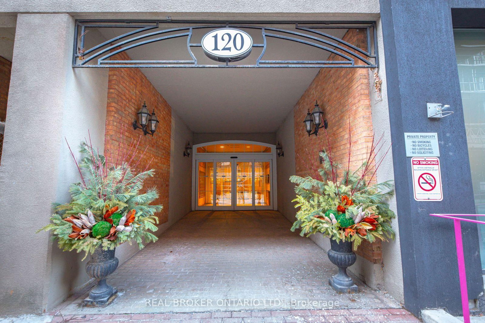 Condo for sale at 1008-120 Saint Patrick Street, Toronto, Kensington-Chinatown, M5T 2X7 - MLS: C12011811