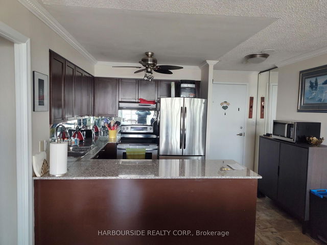 608 - 228 Queens Quay