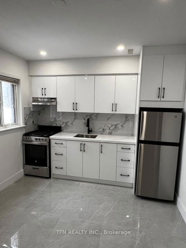 Main - 440 Lauder Avenue