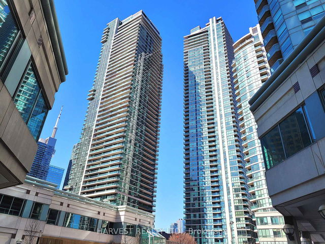 1806 - 18 Harbour Street