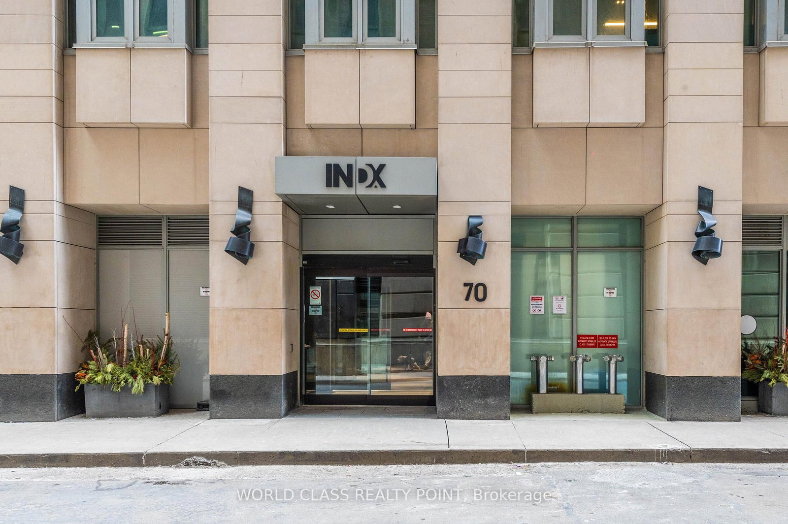 Listing Image 3